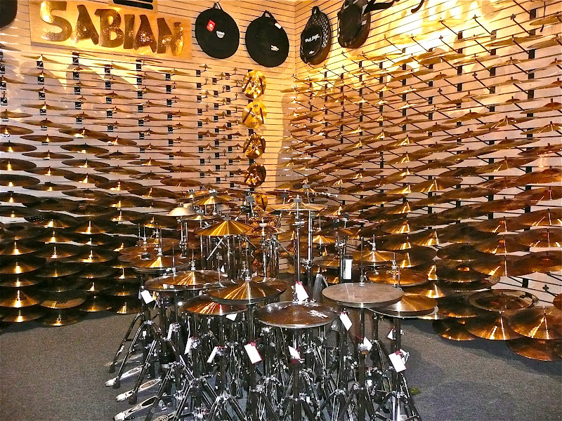 New site for Vic's Drum Shop Offers Faster Shopping, Special Offers