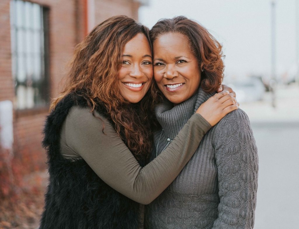 Mixtroz Mother-Daughter Startup Team Shares Top 5 Things to Consider to Suc...